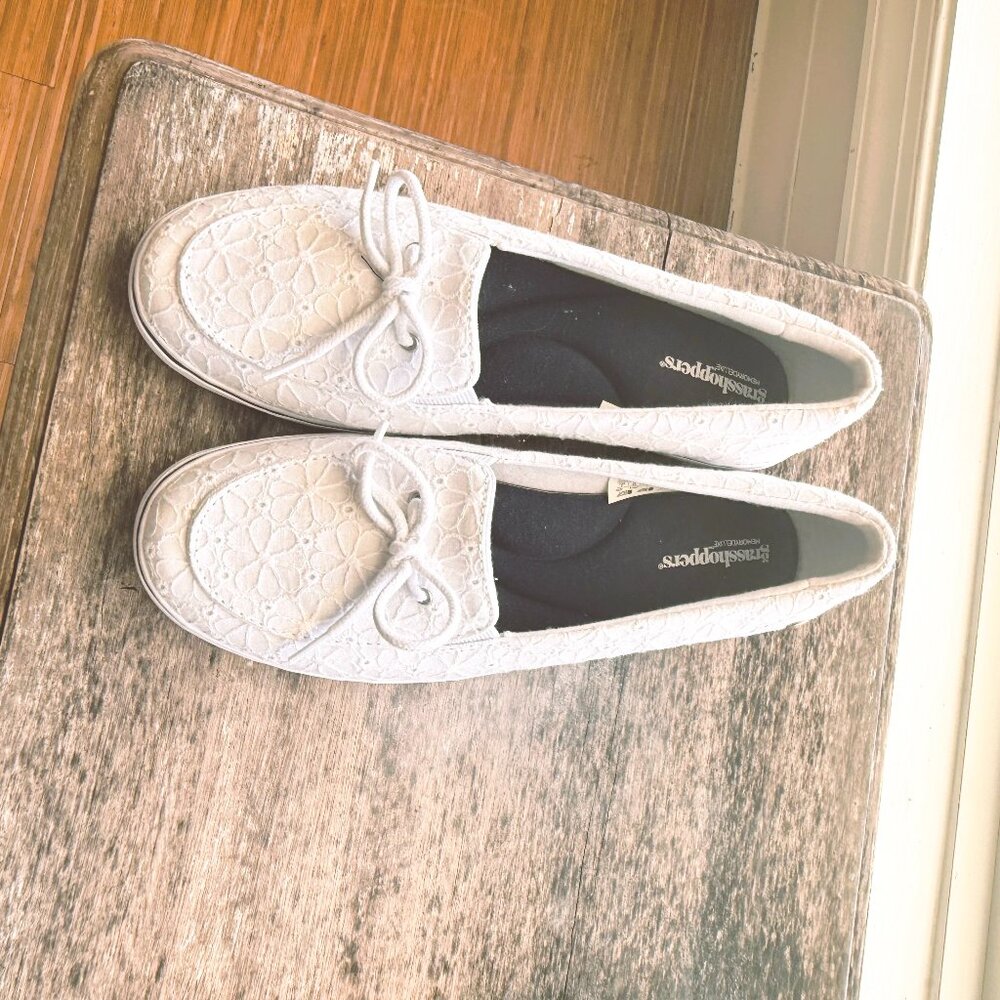 Grasshoppers, size 7, color white and blue